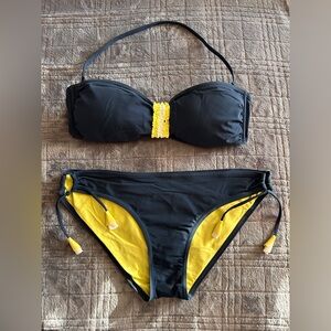 GapBody Size Medium Bikini Set